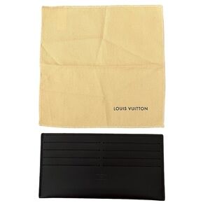 🌺 Louis Vuitton card and billfold wallet with dust rag